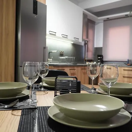 סלוניקי Modern Apartment In Οld Τown מראה חיצוני תמונה